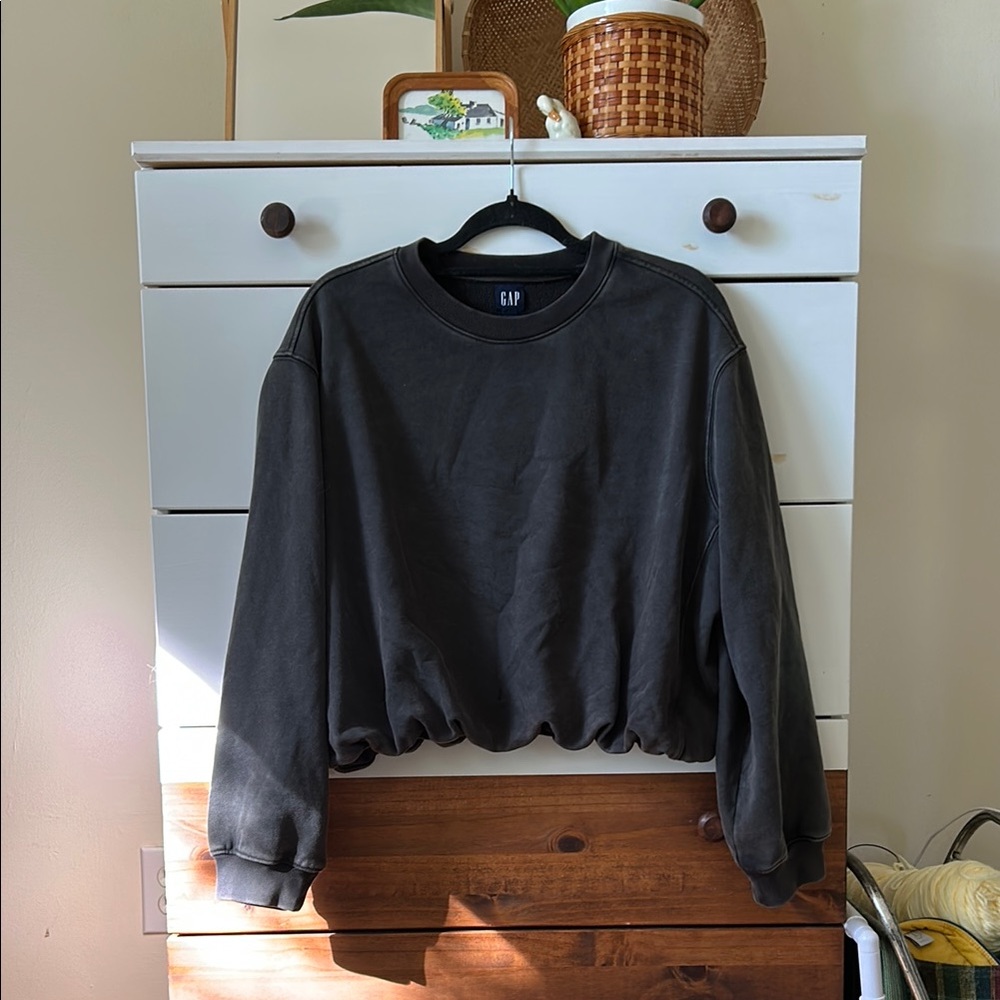 GAP Heavyweight French Terry Bubble Hem Sweatshirt